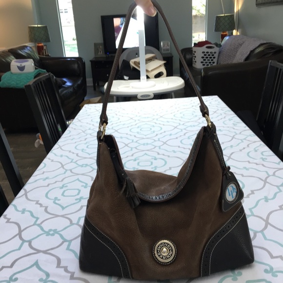 Dooney & Bourke Handbags - 💙💎GORGEOUS DOONEY BOURKE PURSE XL BAG